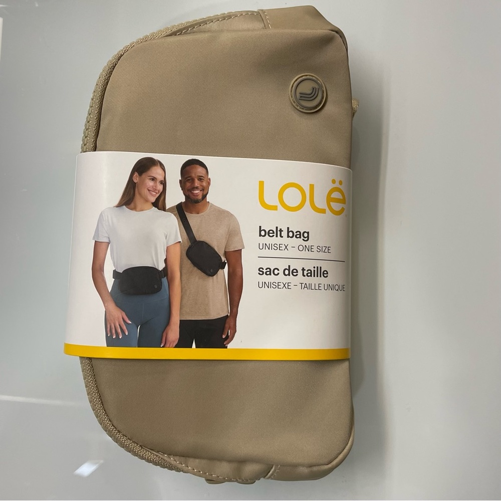 NWT Lole TAN/BEIGE Belt Bag Rare color gorgeous unisex bag.